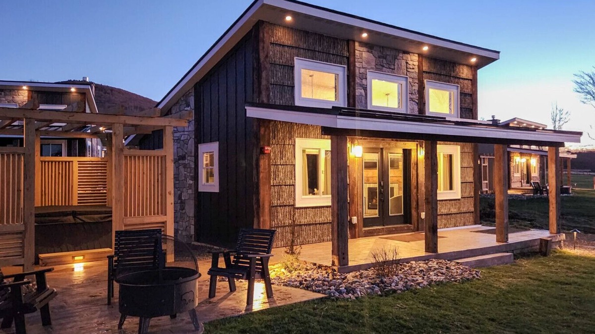 Timberline Cabin | Cabin 15 One Bed Modern Luxury w Hot Tub