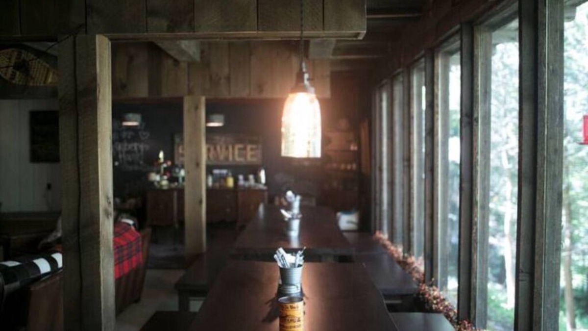 Waterbury Cabin | Cabin 2 Austrian Chalet