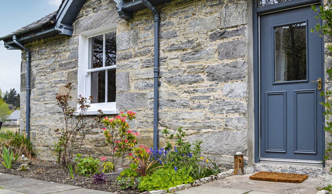Blair Atholl Cottage | Cabin ∙ 2 bedrooms ∙ 4 guests