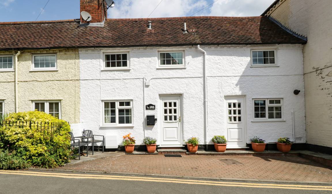 Ludwel Cottage | Cabin ∙ 2 bedrooms ∙ 4 guests