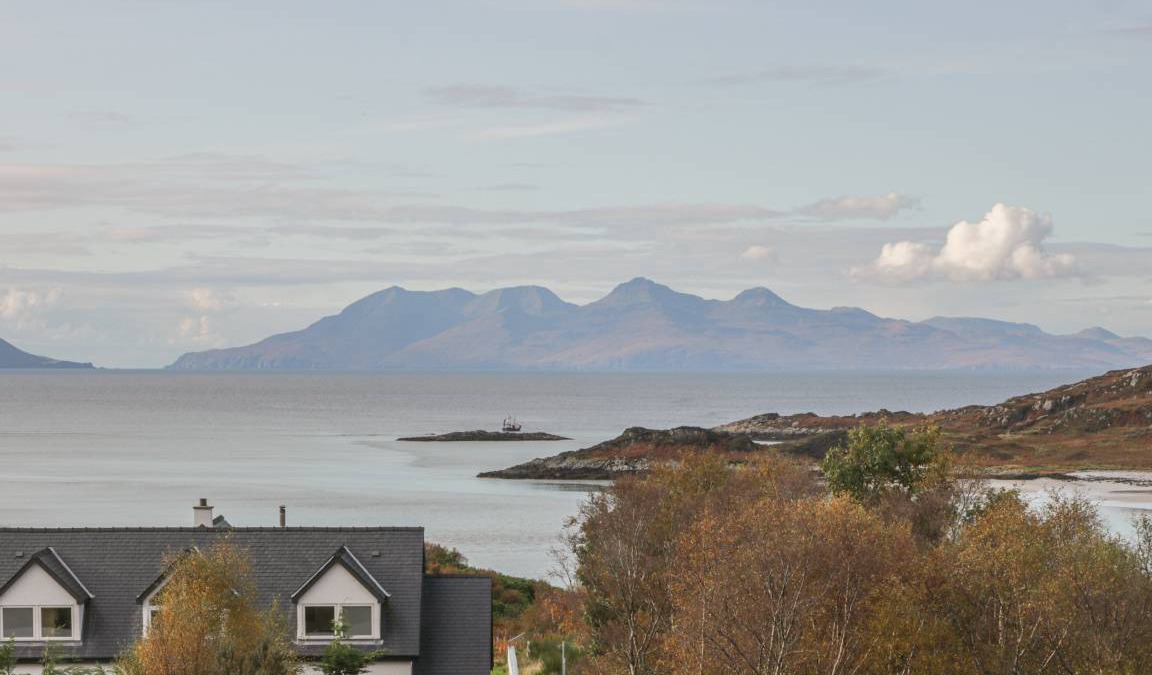 Morar Cottage | Cabin ∙ 2 bedrooms ∙ 4 guests