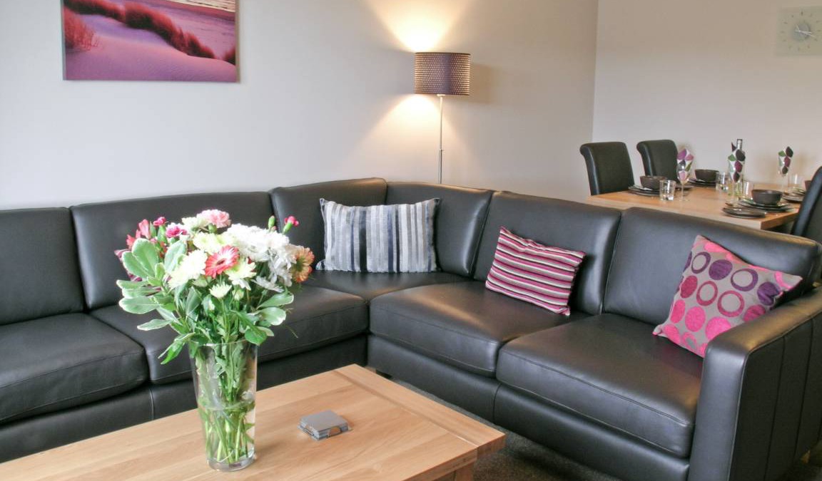 Oban Cottage | Cabin ∙ 2 bedrooms ∙ 4 guests