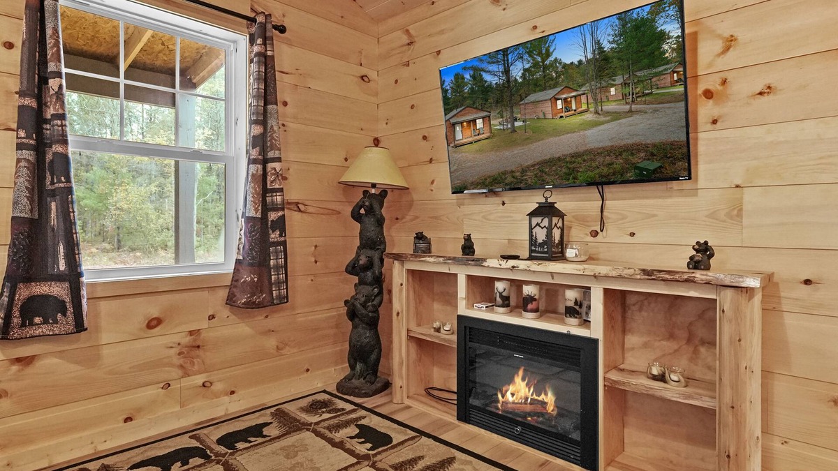Atlanta Cabin | Cabin # 3 at Northern Comfort w/opt side by side rentals
