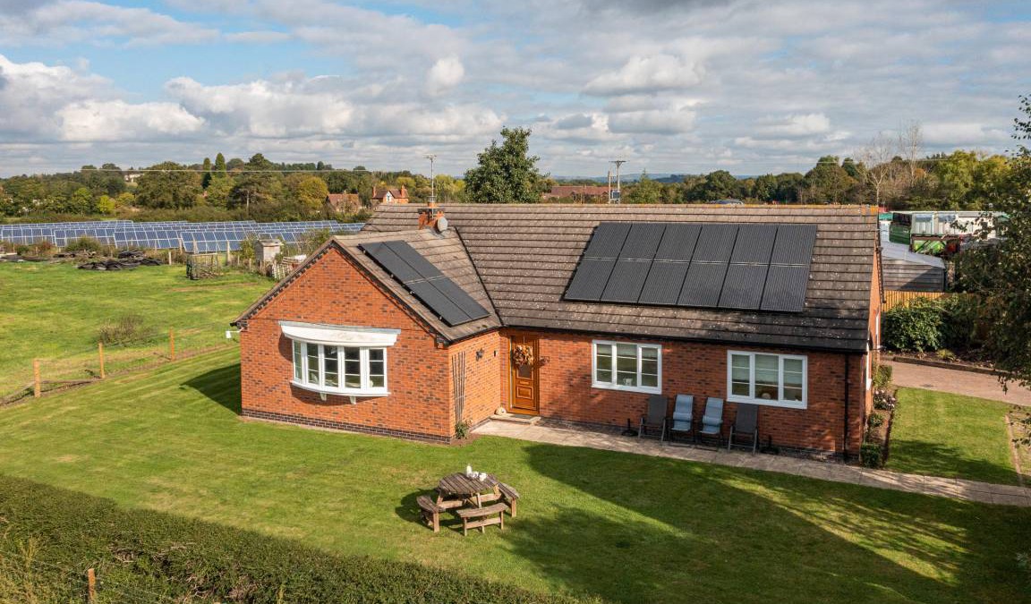 Droitwich Cottage | Cabin ∙ 3 bedrooms ∙ 6 guests