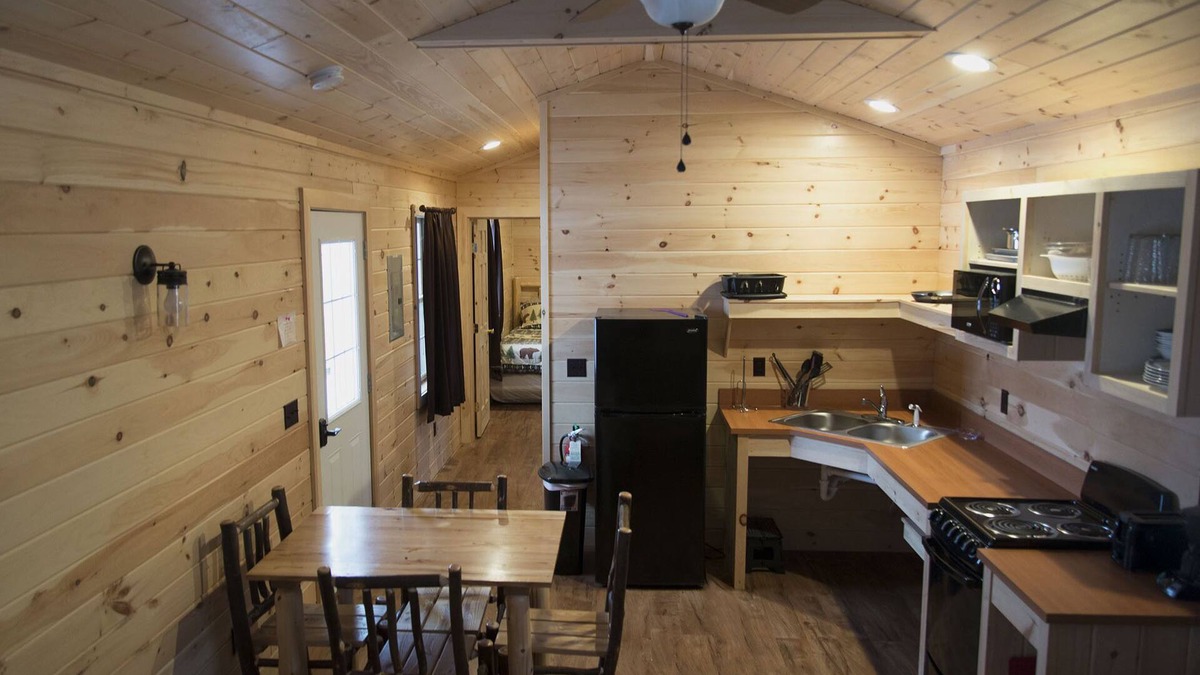 North Rose Cabin | Cabin # 3 of 4 at Oak Park Marina-on beautiful Sodus Bay! Weddings & Vacations