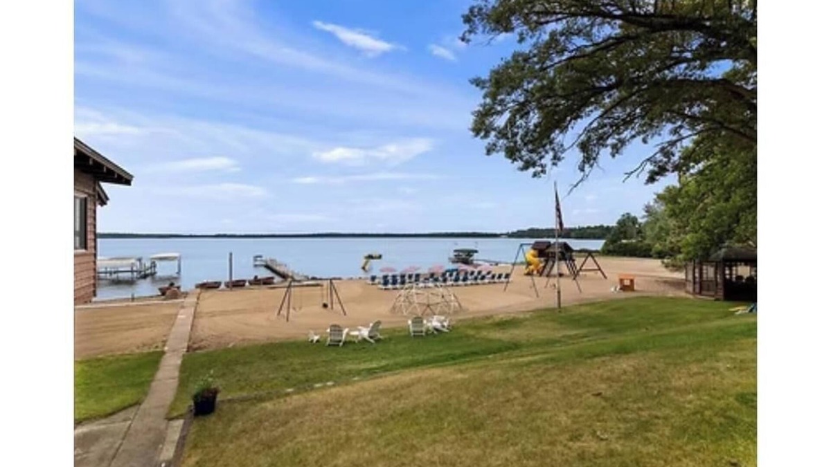 Pine River Apartment | Cabin 4 at Heaths Resort
