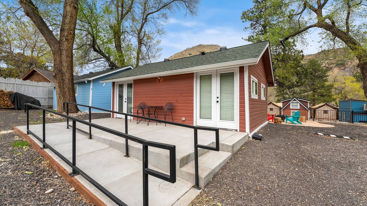 Poudre Park Cabin | Cabin 4- The Lady Moon