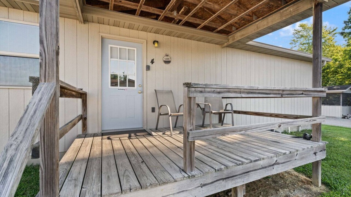 Eckerty House | Cabin 4 The Village @ Patoka Lake