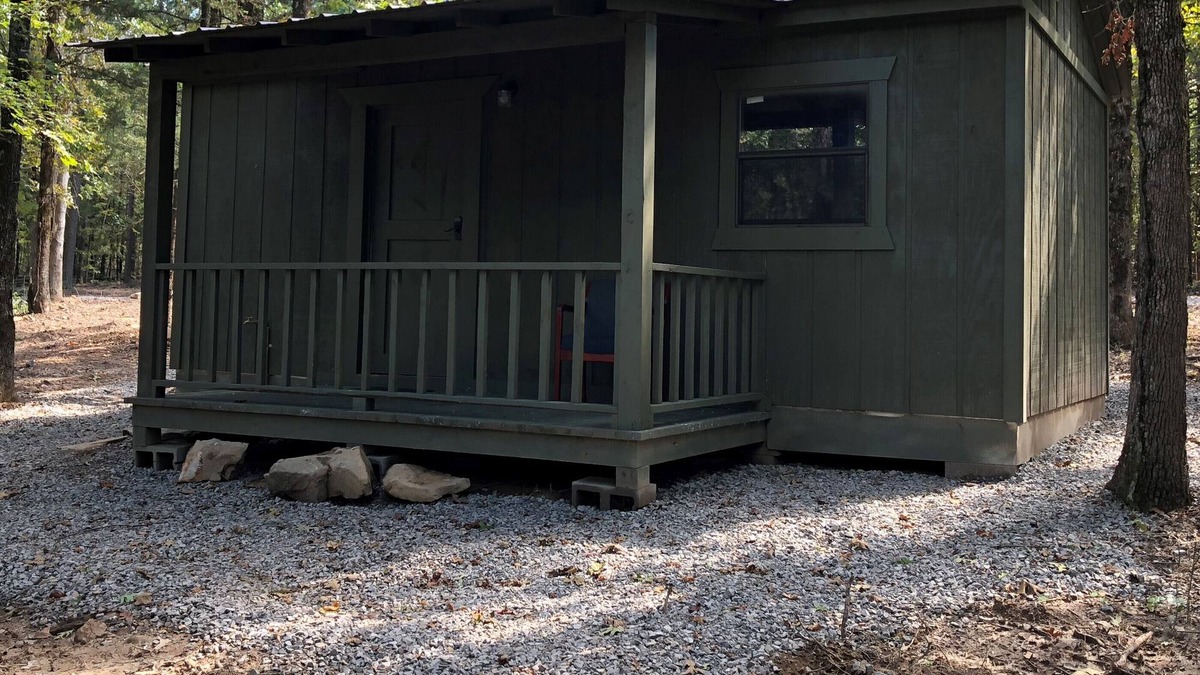 Morrilton House | Cabin 5: The western cabin
