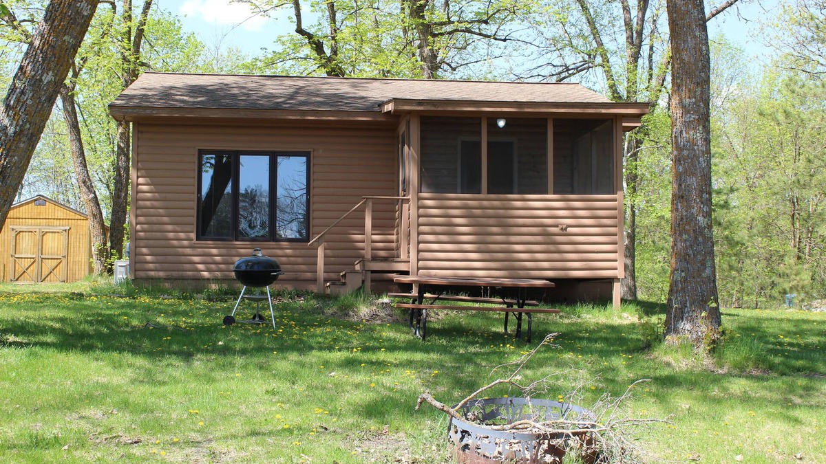 Park Rapids Cabin | Cabin #7 Cozy Lakefront Cabin