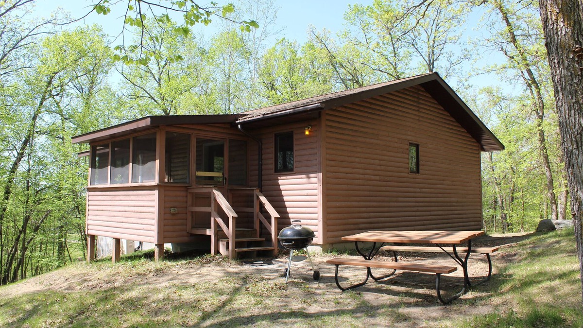 Park Rapids Cabin | Cabin #9 Cozy Lakefront Cabin