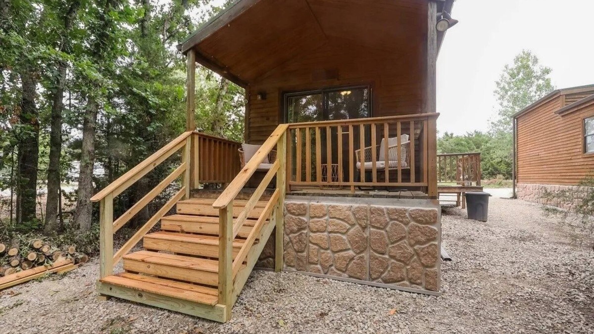 Neal Cabin | Cabin 9 ~ Toronto Lake: Fishing, Swimming & More! by RedAwning