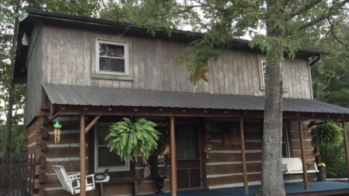 East Bernstadt Cabin | Cabin at Woods Creek Lake in East Bernstadt, Ky Beautiful Wooded Views,