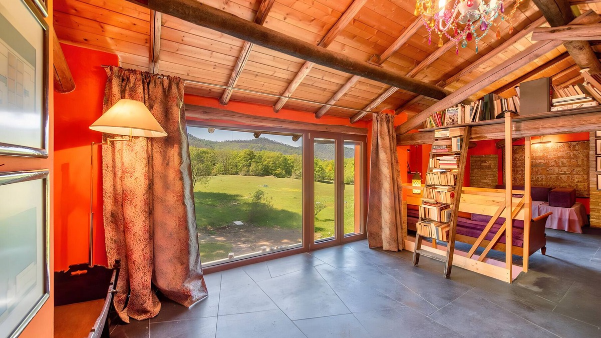 Casaleggio Boiro Cabin | Cabin 'Casa Di Caccia' with Mountain View, Wi-Fi and Air Conditioning