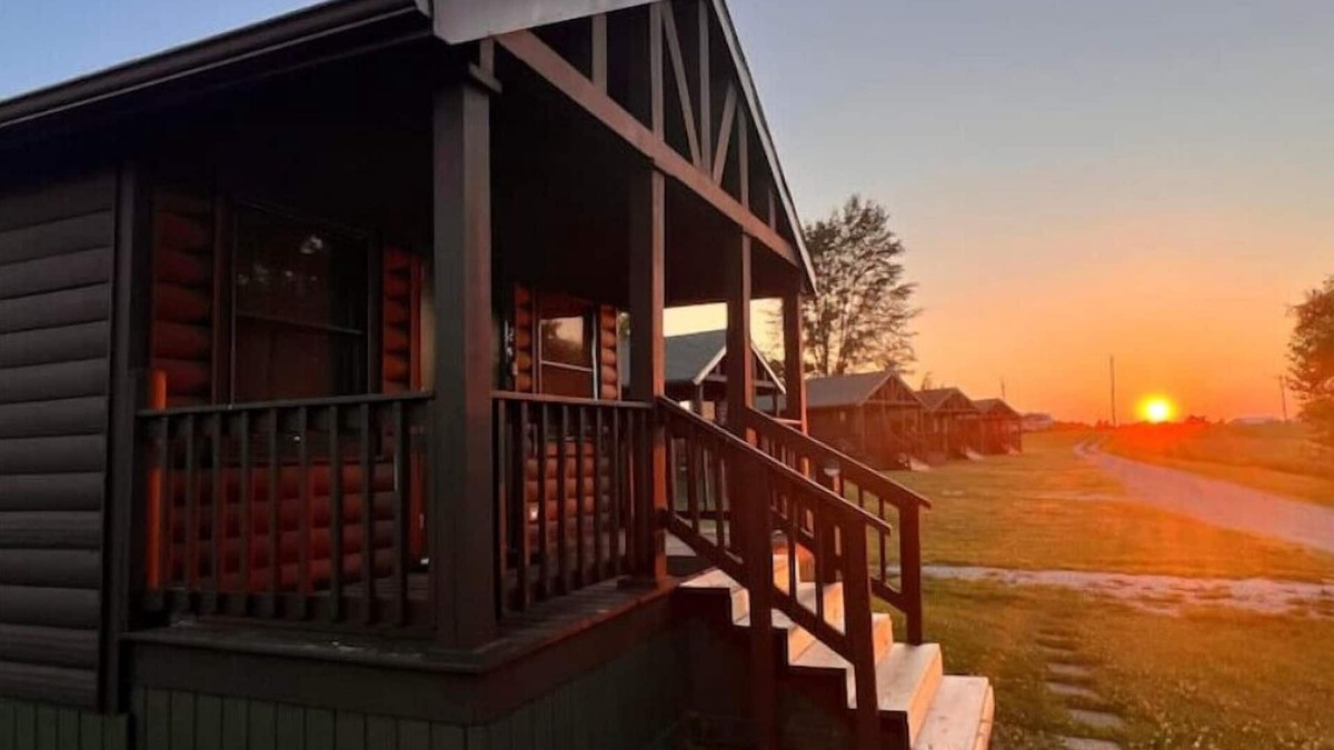 Columbia Cabin | Cabin close to Lake Rathbun #2n