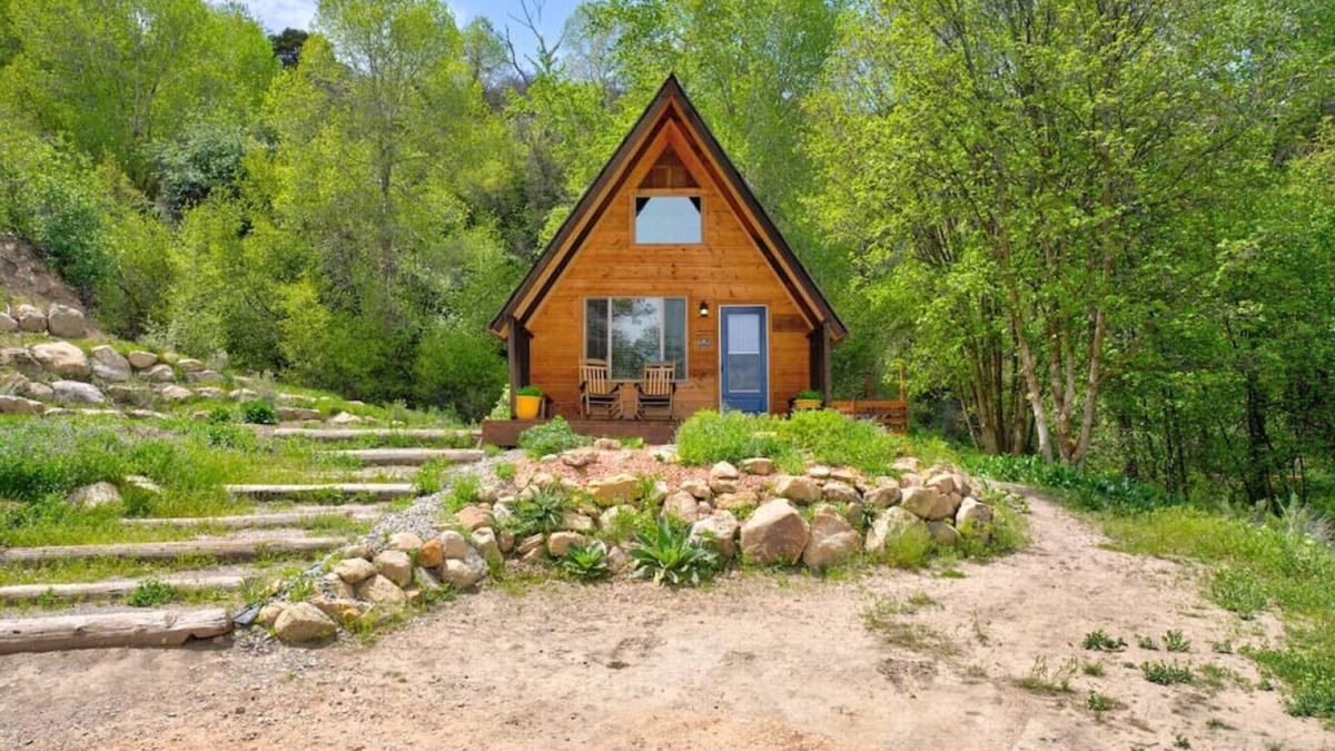 Mount Pleasant Cabin | Cabin · Cozy Private Mountain Cabin on 1,000 acre property