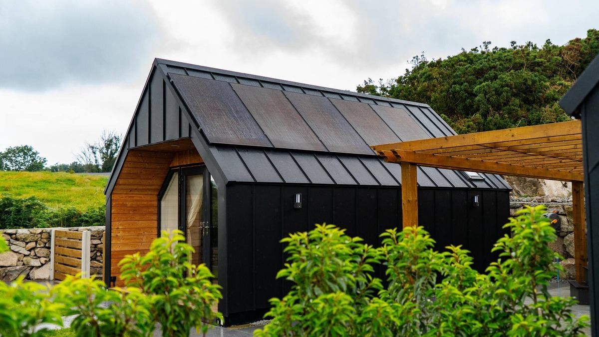 Newry Cabin | Cabin-Elite-Ensuite with Shower-Cabin 6