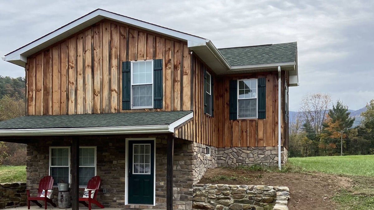 Luray Cabin | Cabin Fever in the foothills of the Blue Ridge Mountains