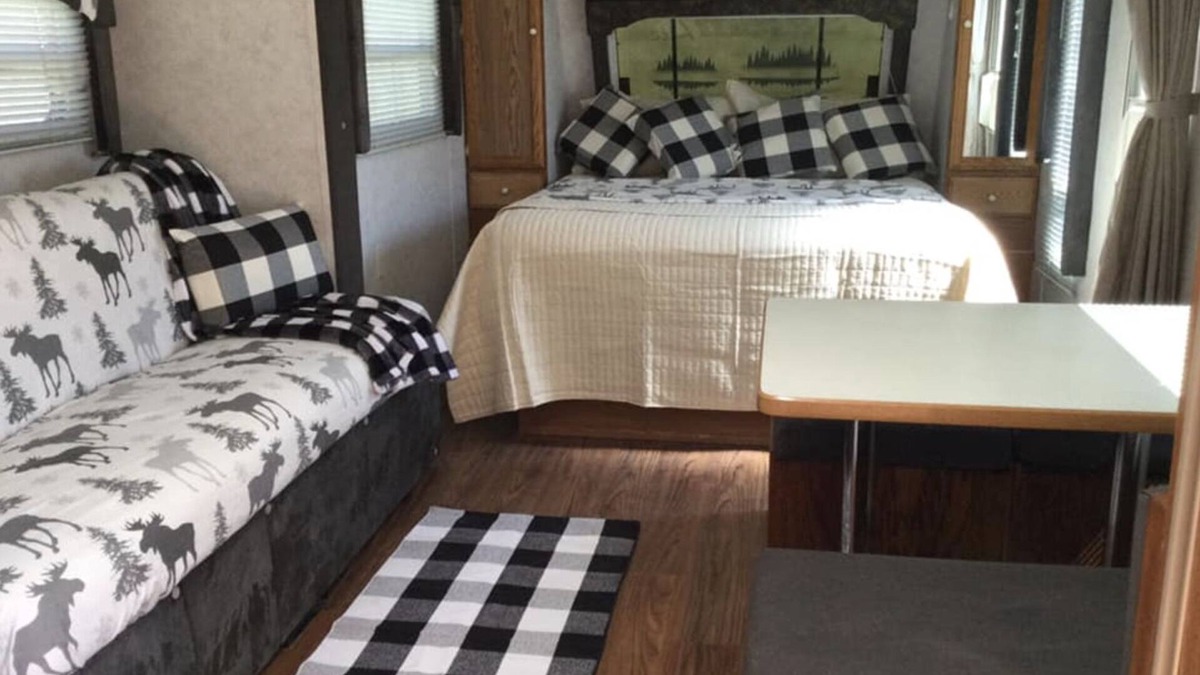 Guernsey House | Cabin Fever Reliever