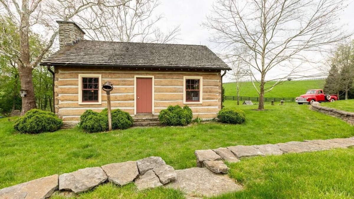 Paris Cabin | Cabin in Kentucky Horse Country