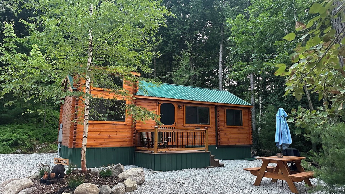 Chocorua Cabin | Cabin in the White Mountains in Tamworth - 2 bedrooms