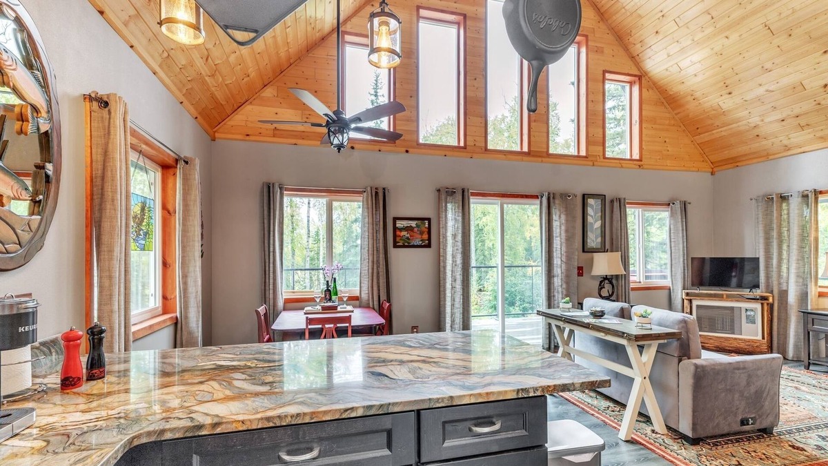 Big Lake Cabin | Cabin In The Woods 2 Bedroom Cabin