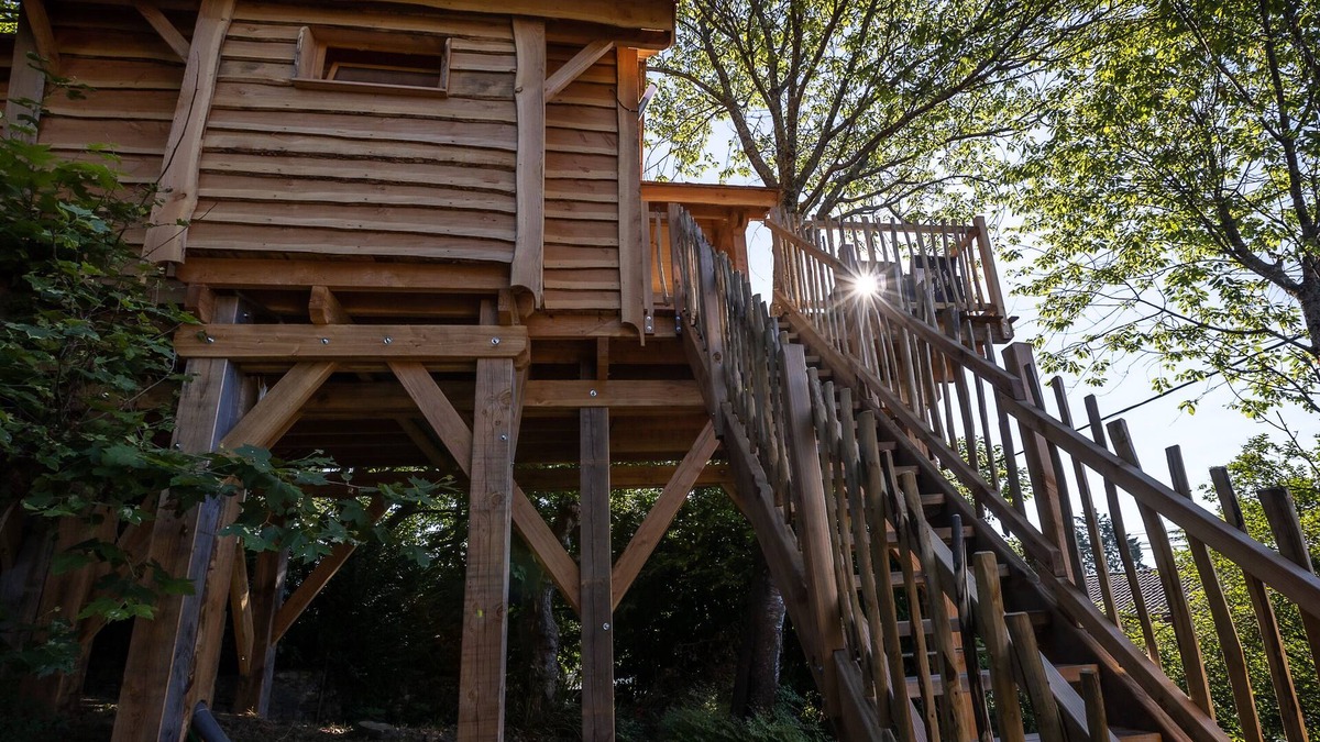 Urcuray Cabin | Cabin located in a natural environment, located between sea and mountain.