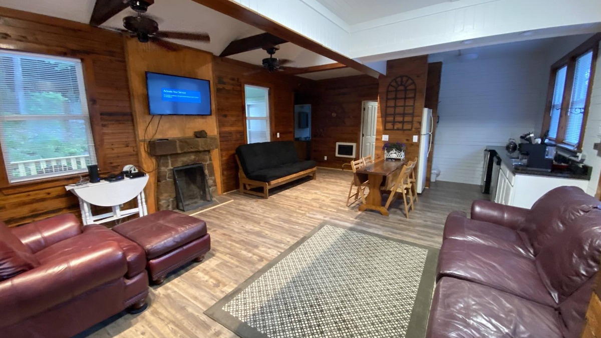 Guntersville Cottage | Cabin mountain side deck and privacy. Boat parking with electric and water.