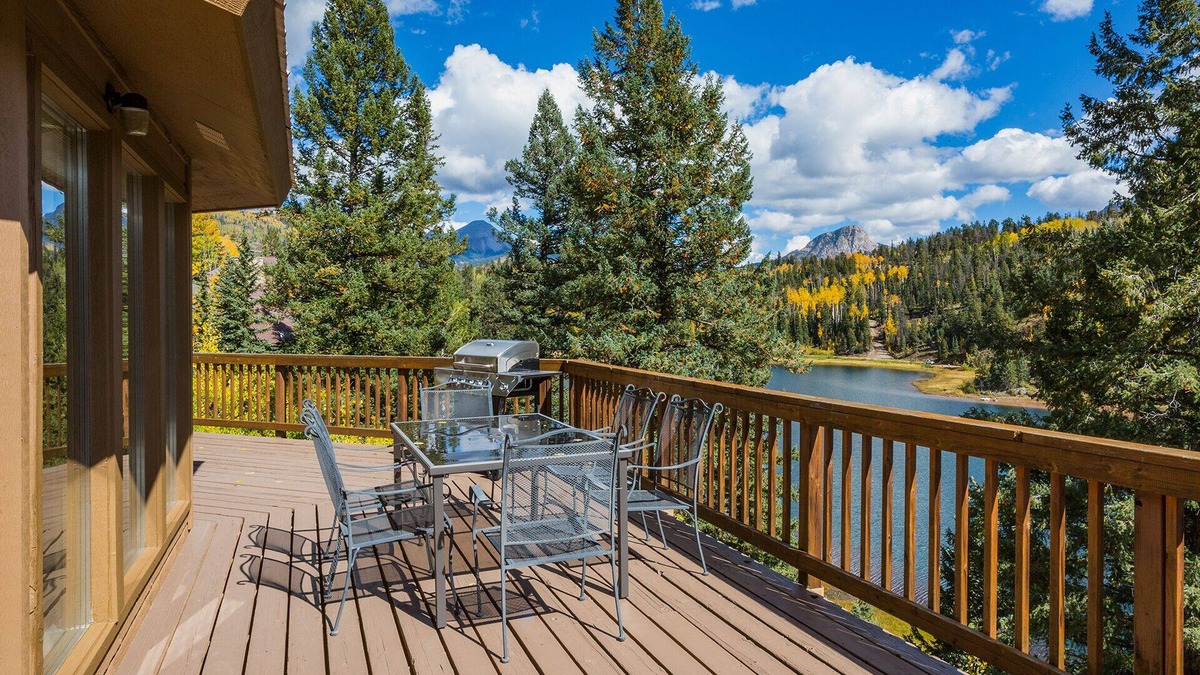 Columbine Lake House | Cabin on Columbine Lake - Large deck - Hot Tub/Views - 1 mile to Purgatory
