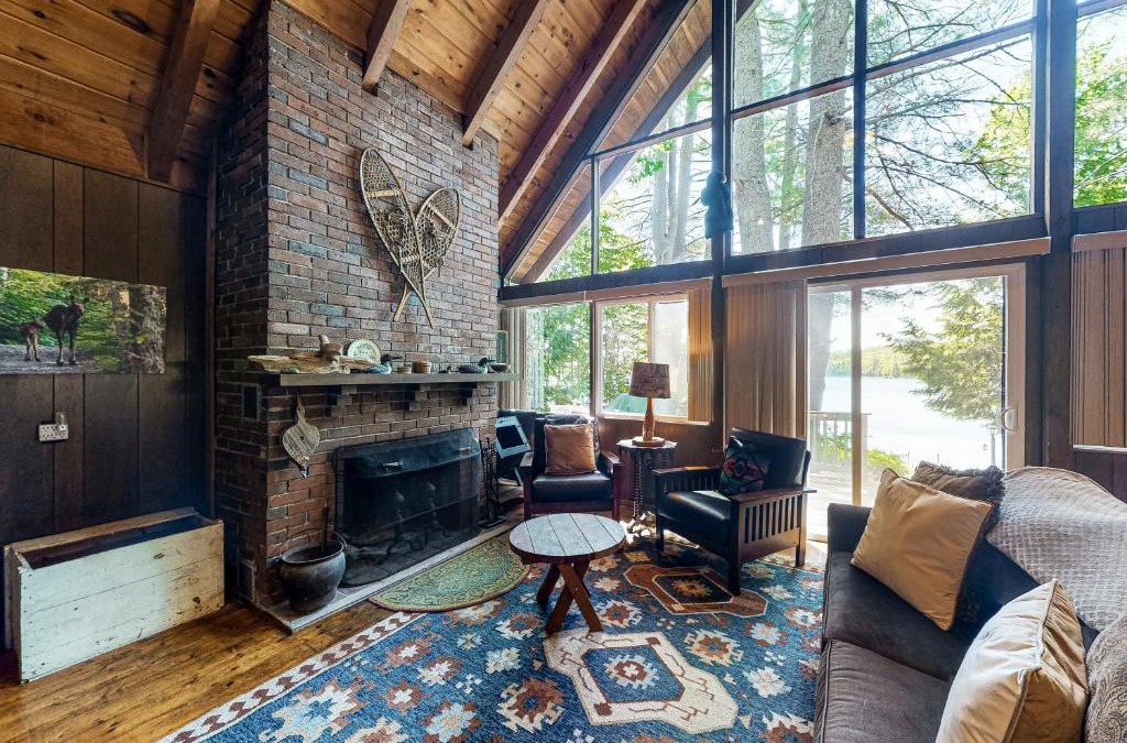 Parsonsfield House | Cabin on Long Pond