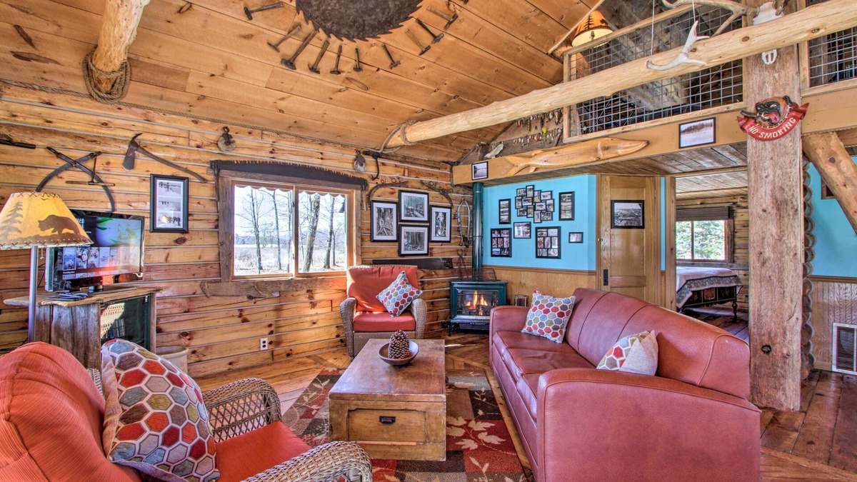 Nekoosa Cabin | Cabin on Private Island < 6 Mi to Sand Valley Golf