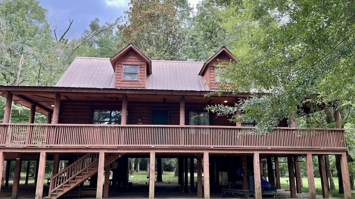 Tylertown Cabin | Cabin on the Bogue Chitto River