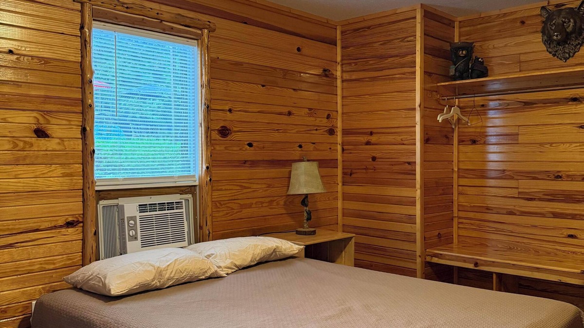 Steelville Cabin | Cabin on the Meramec River - Duplex Unit 16A