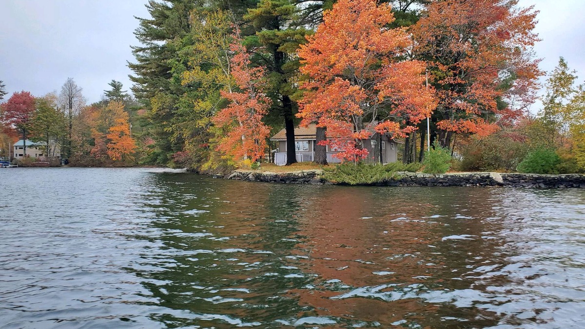 Litchfield Cottage | Cabin on Woodbury Pond