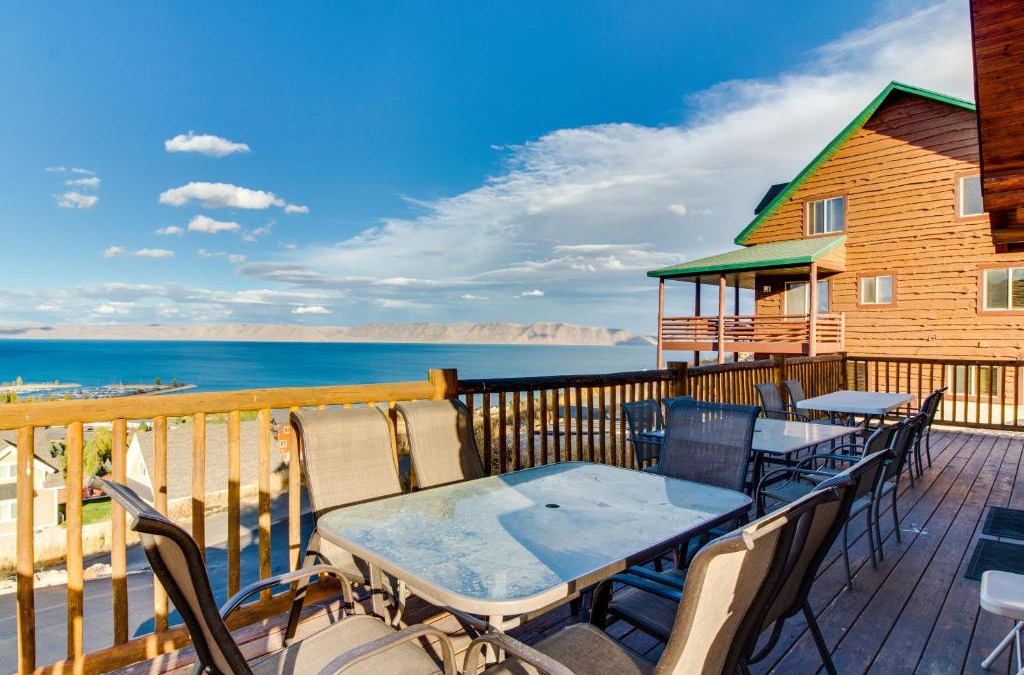 Harbor Village House | Cabin Overlooking The Harbor