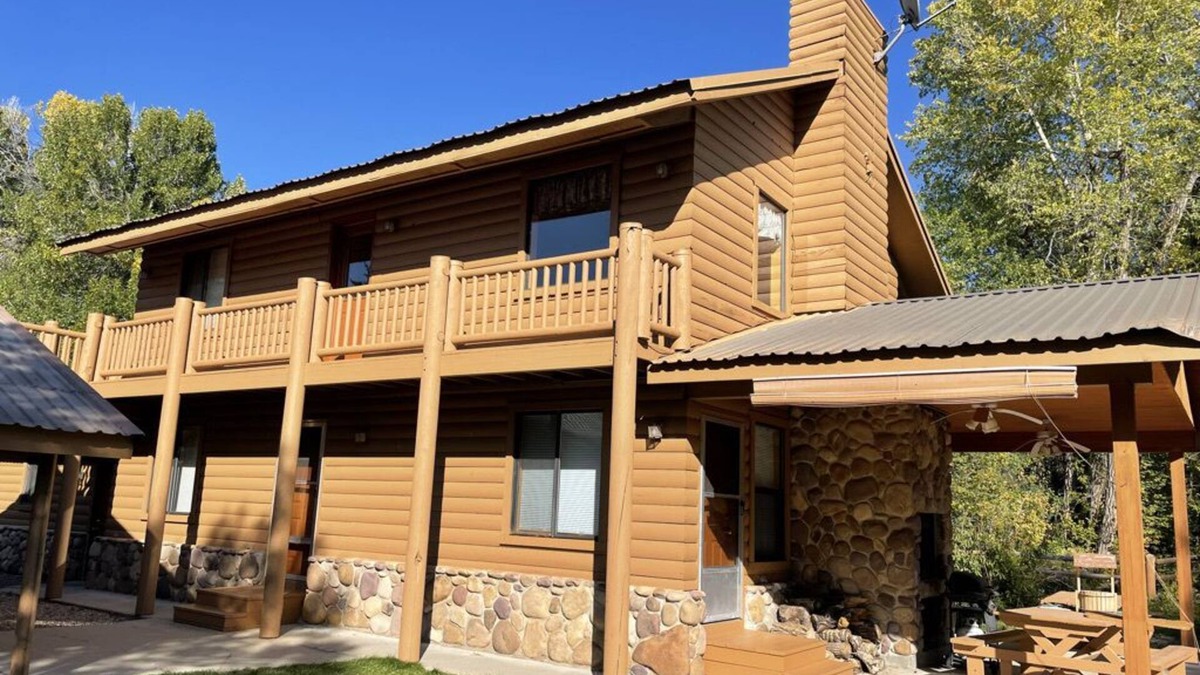 Kamas Cabin | Cabin sleeps 16- only 10 minutes from Wasatch Mountain Uintas National Park