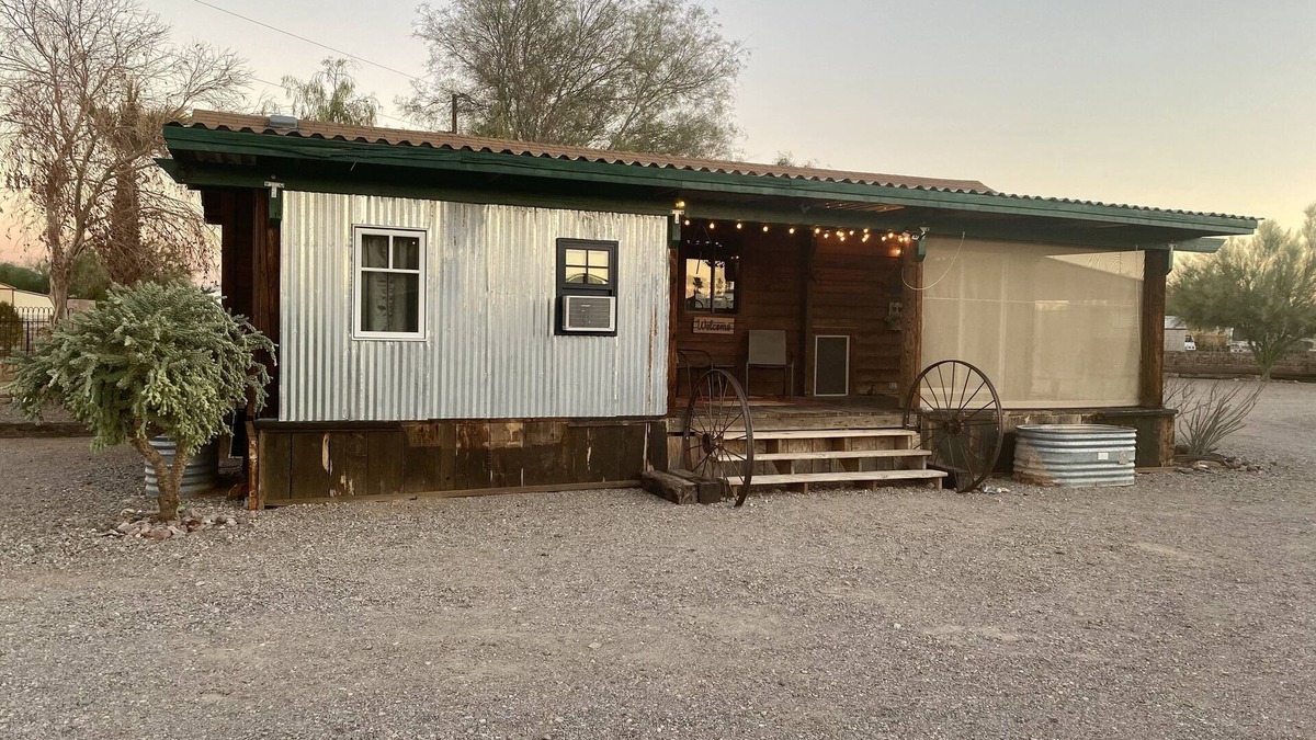 Quartzsite Cabin | Cabin Style Home on Peaceful Property