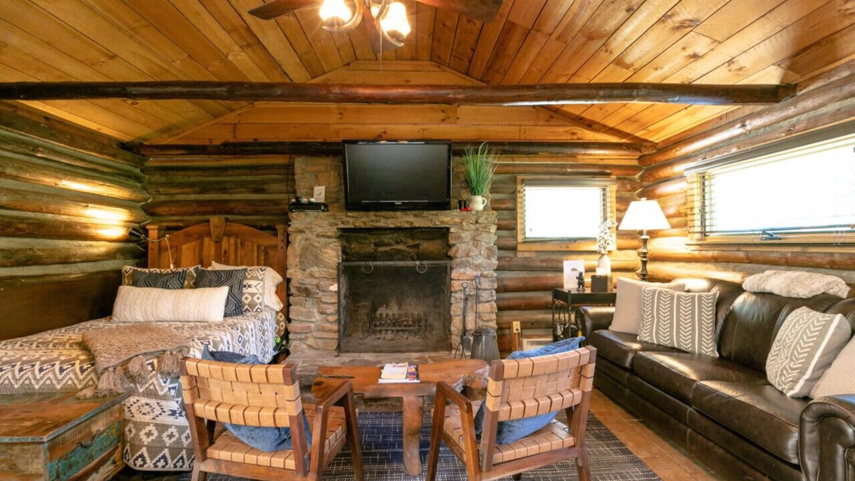 Asheville Cabin | Cabin Thyme | Authentic Cabin 15 mins from DT Asheville - Amenities Abound!
