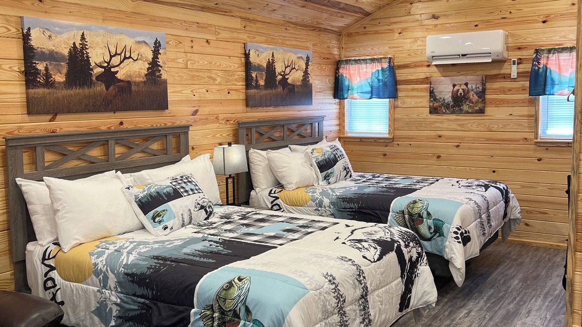 Paige Cabin | Cabin Unit 1 of 6 in amazing Paige with AC, WiFi