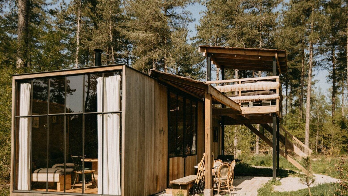 Maaseik House | Cabin with covered terrace at a height of 3.5 metres