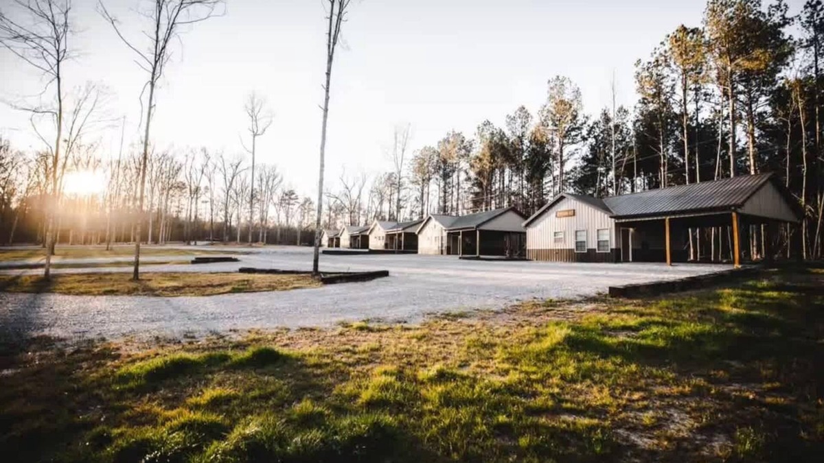 Wilsonville Cabin | Cabins of Lay Lake at Beeswax Cabin #4