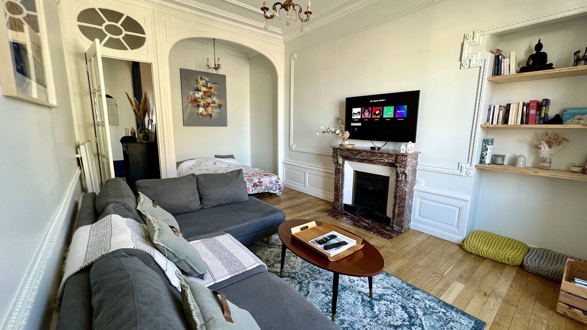 Secteur 1 Apartment | Cable car🚠 Bastille🏔 6 people👨👩👧👦 300m