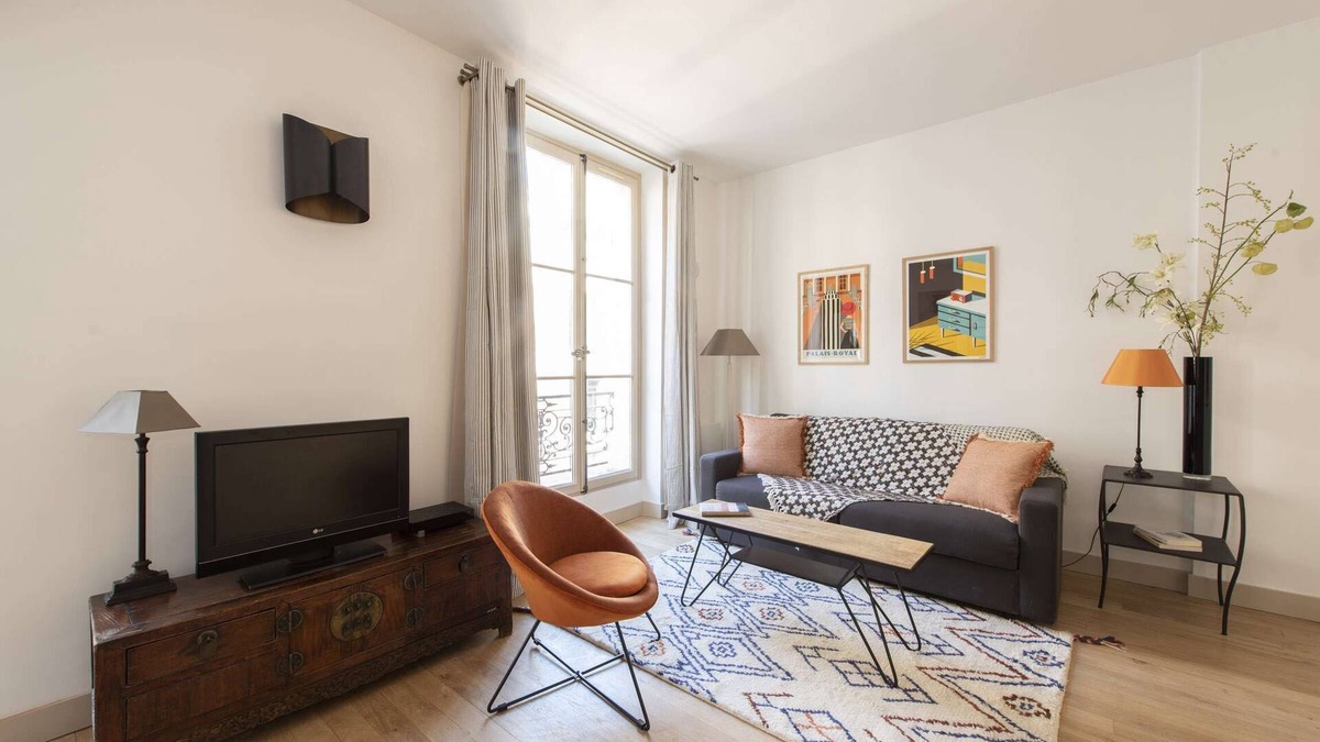 Archives Apartment | Cada Vez, 1BR/1BA, 4 people