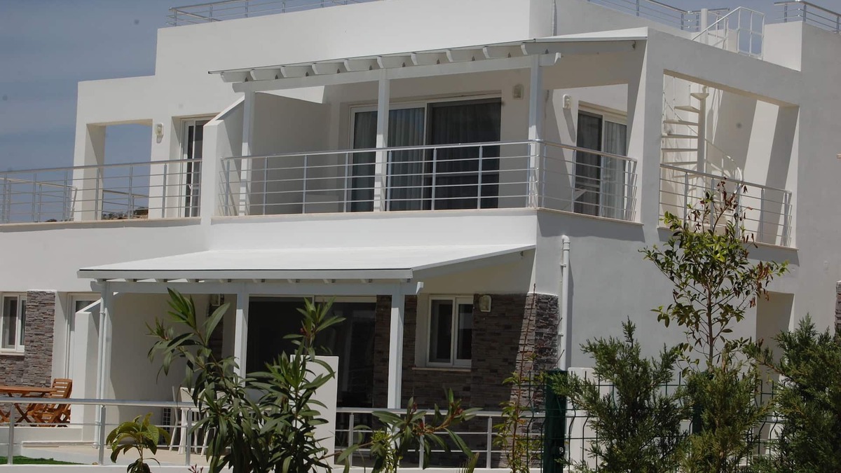 Bogaz House | Caesar Beach - Exceptionally Designed - Brand New 5 star - Poolside Beach Villa