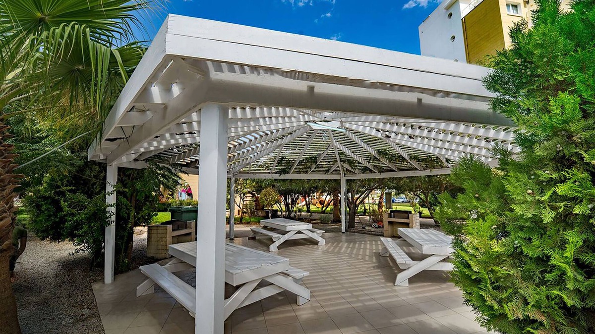 Trikomo Apartment | Caesar Resort Holiday Apartment