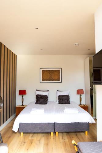 Strijp Bed & Breakfast | cafe 't Vonderke