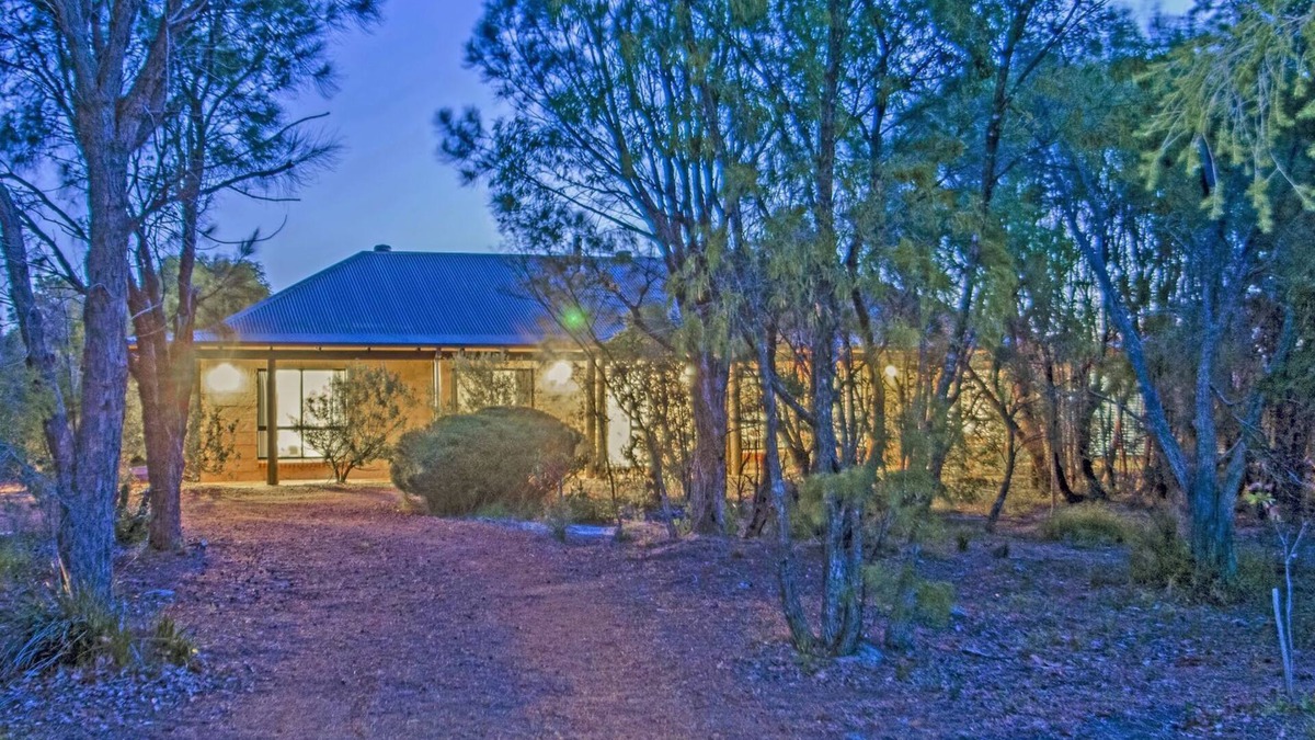Yallingup House | Cairnamohr - Tranquil Bush Retreat - Pets ok