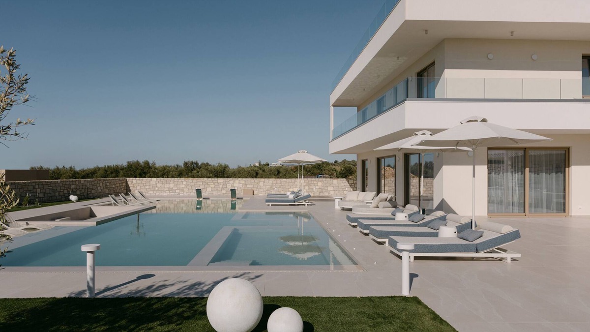 Pigianos Kampos Villa | Calòre Villa, Close to Beach, Gym, Sauna & Cinema