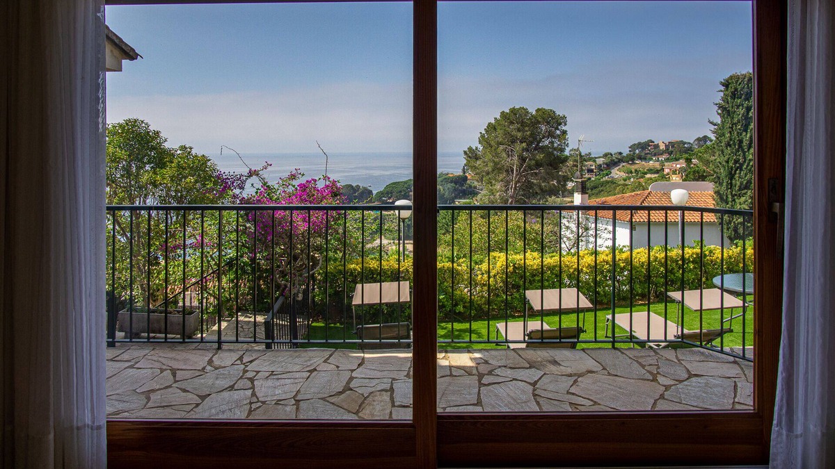 Blanes Ski Chalet | Cala 51 - Villa With sea View