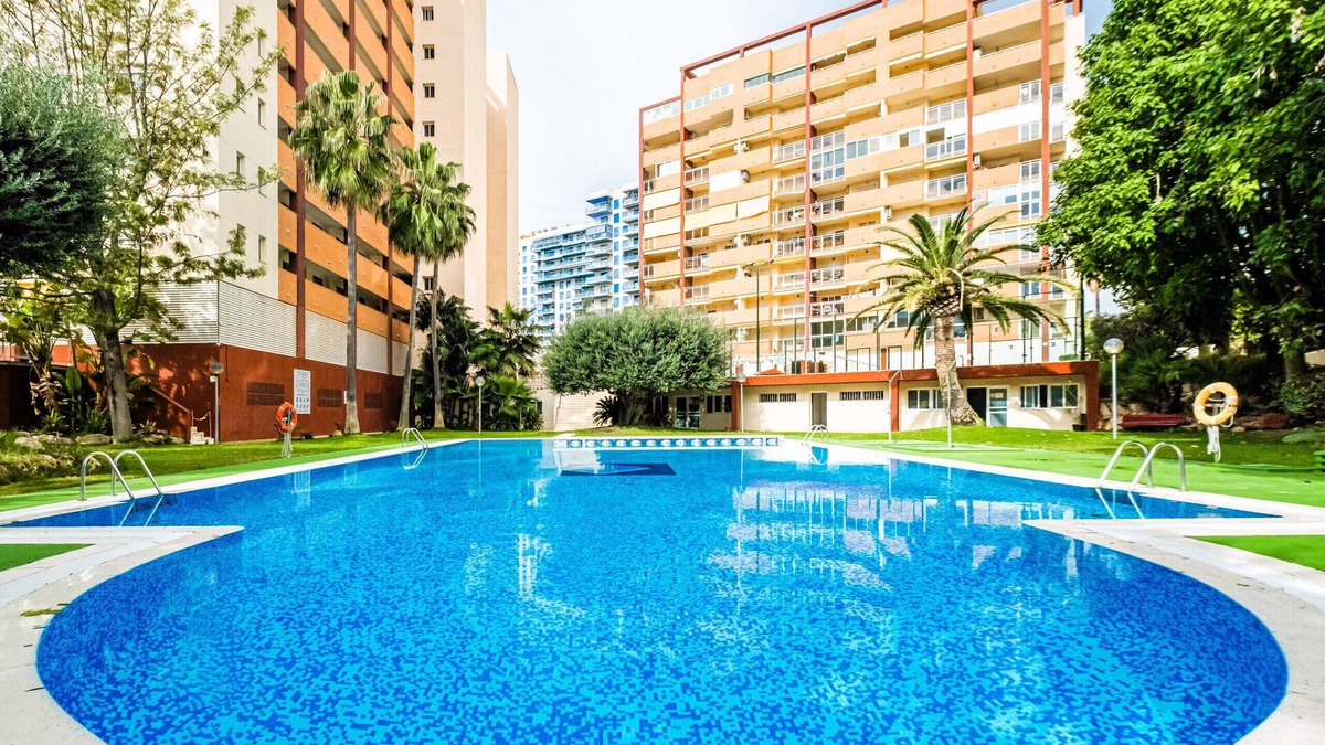 Villajoyosa Apartment | Cala Esmeralda 6-F Apartment Playa La Cala Beach